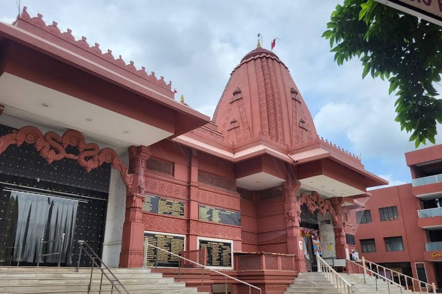ISKCON Temple Surat 